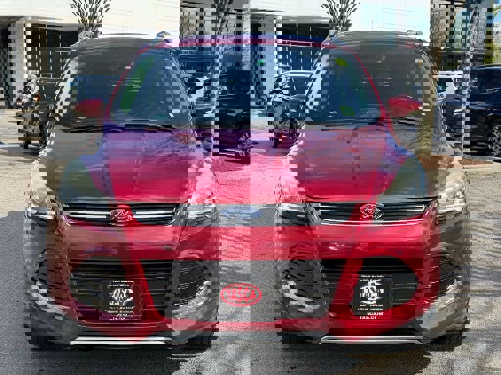 Used 2016 Ford Escape Titanium w/ Equipment Group 301A image 3