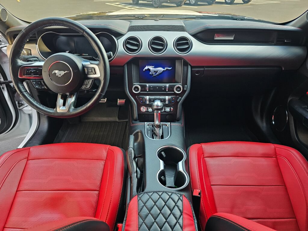 Used 2022 Ford Mustang GT Premium w/ Equipment Group 401A RWD image 17