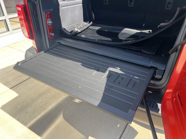 Used 2024 Ford Bronco Black Diamond AWD/4WD image 7