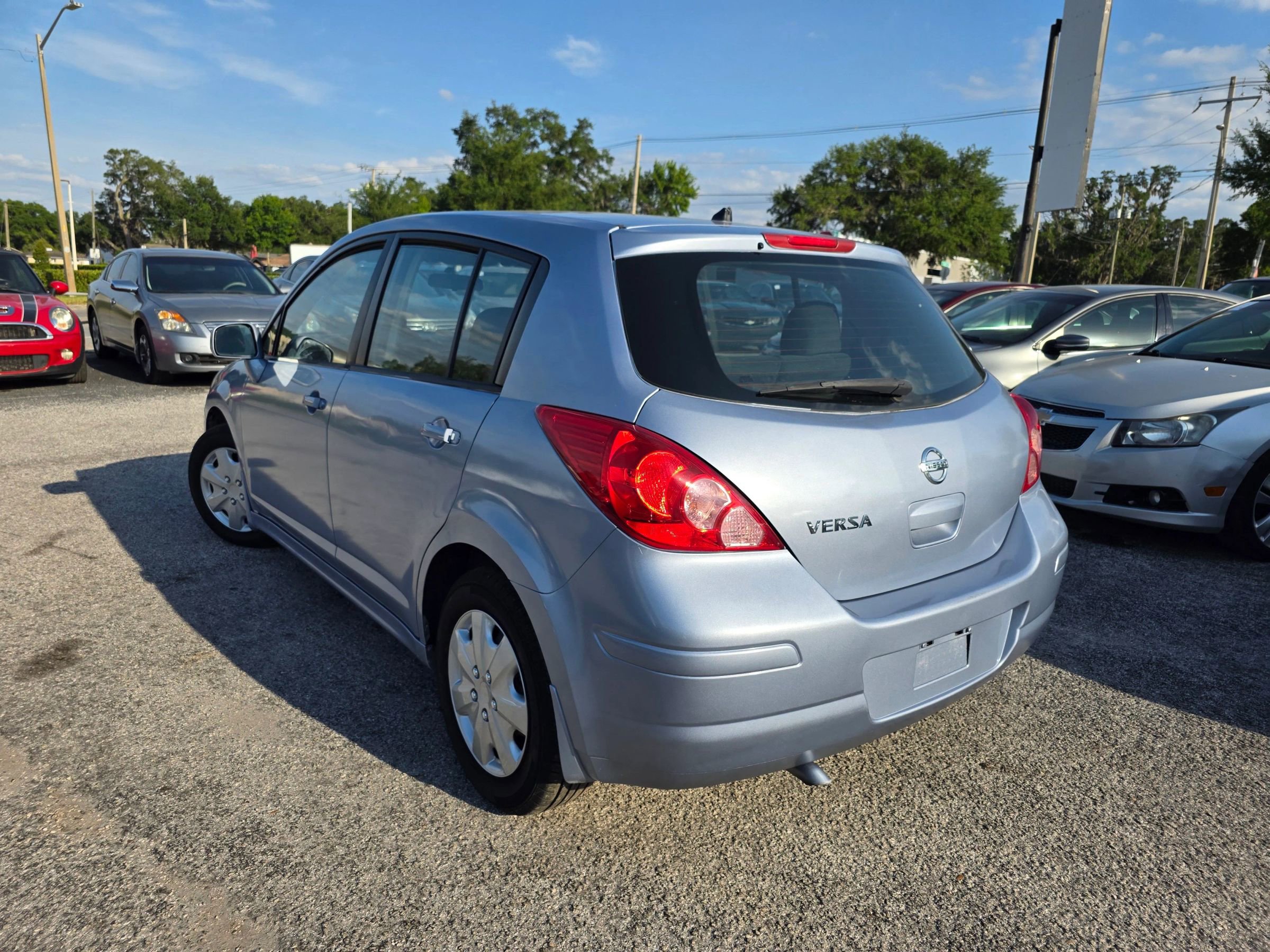 Used 2012 Nissan Versa 1.8 S w/ Plus Pkg image 5