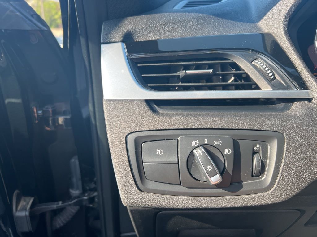 Used 2019 BMW X1 xDrive28i image 18