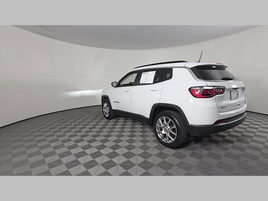 Used 2022 Jeep Compass Latitude AWD/4WD image 58