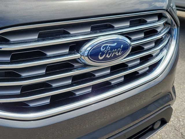 Certified 2020 Ford Edge Titanium w/ Canadian Touring Package AWD/4WD image 11