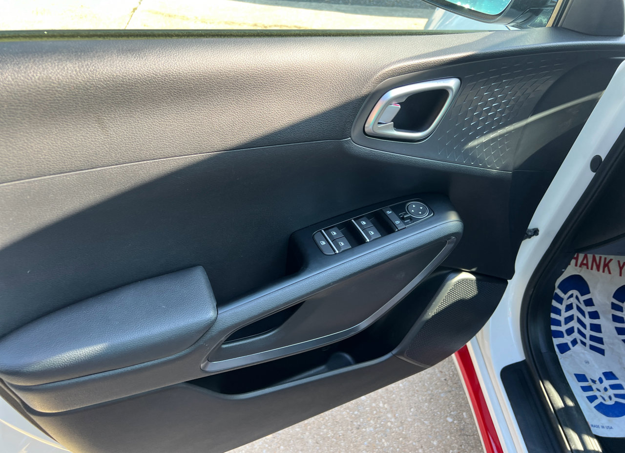 Used 2020 Kia Soul GT-Line w/ Option Group 015 image 13