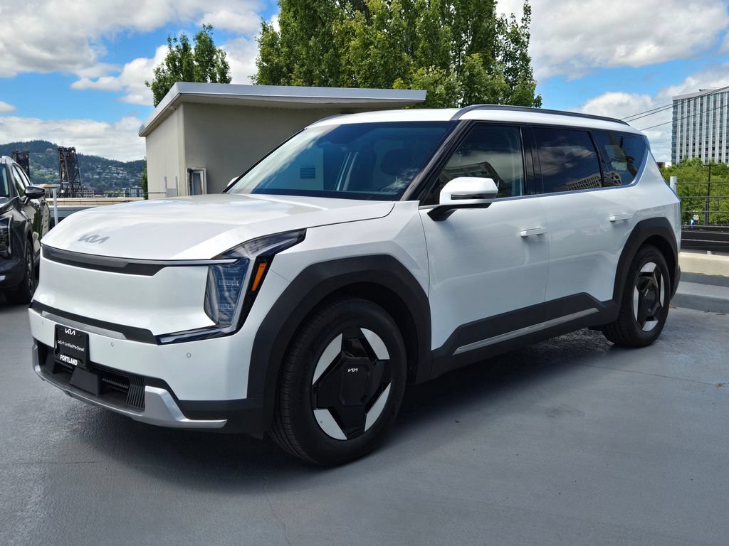Certified 2024 Kia EV9 Wind AWD/4WD image 7