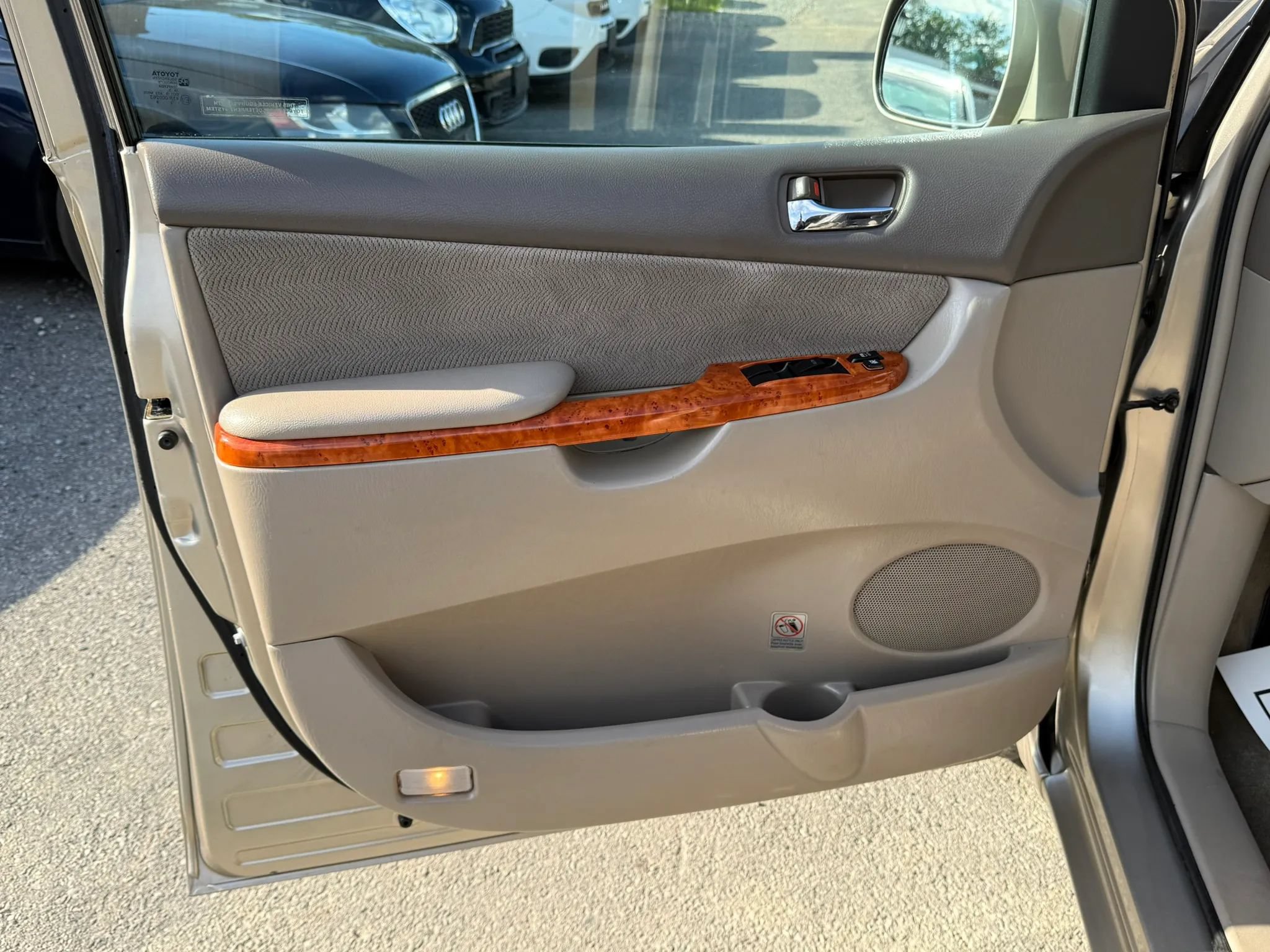 Used 2006 Toyota Sienna FWD image 21