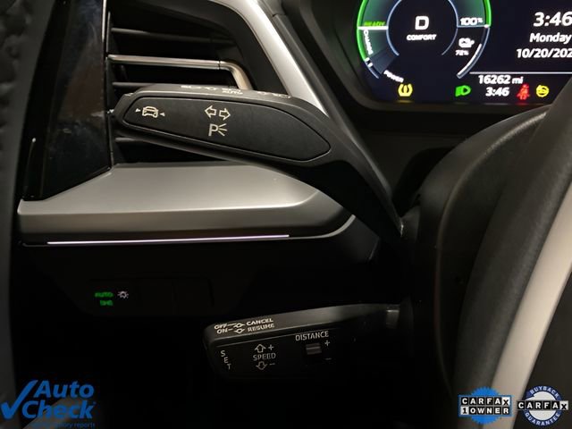 Used 2024 Audi Q4 e-tron Premium image 33