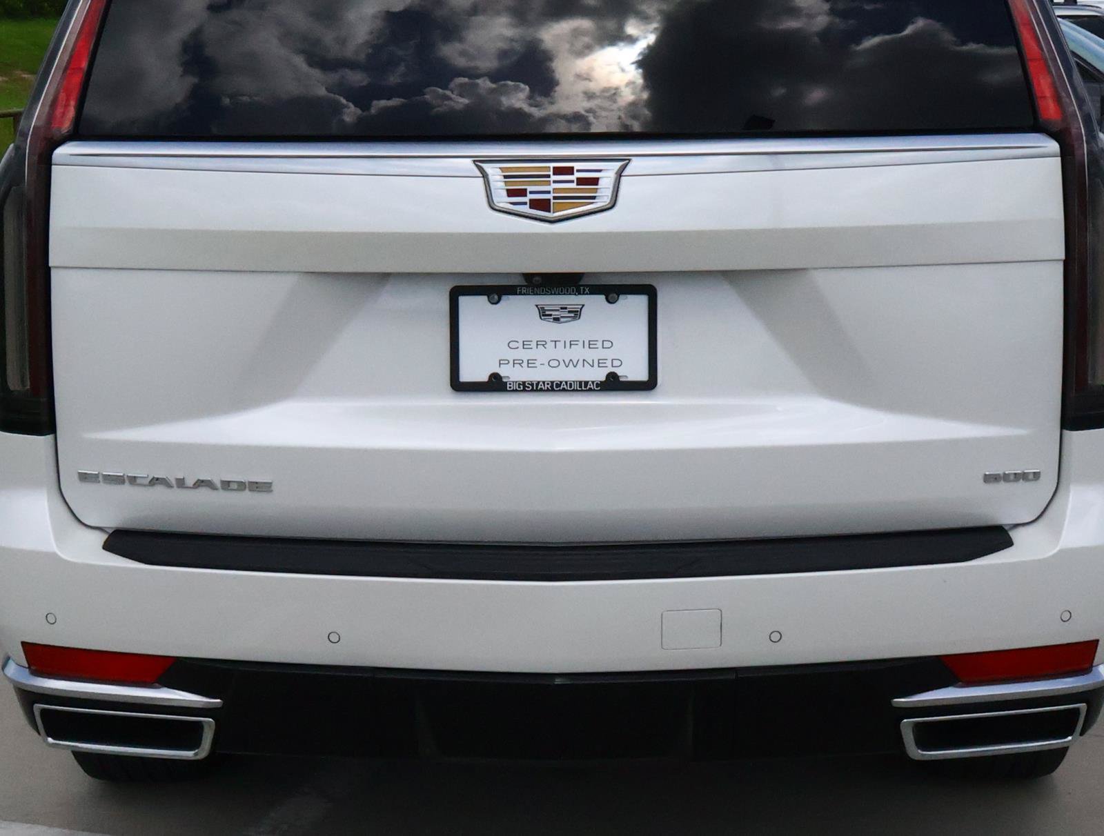 Used 2021 Cadillac Escalade Premium Luxury RWD image 10