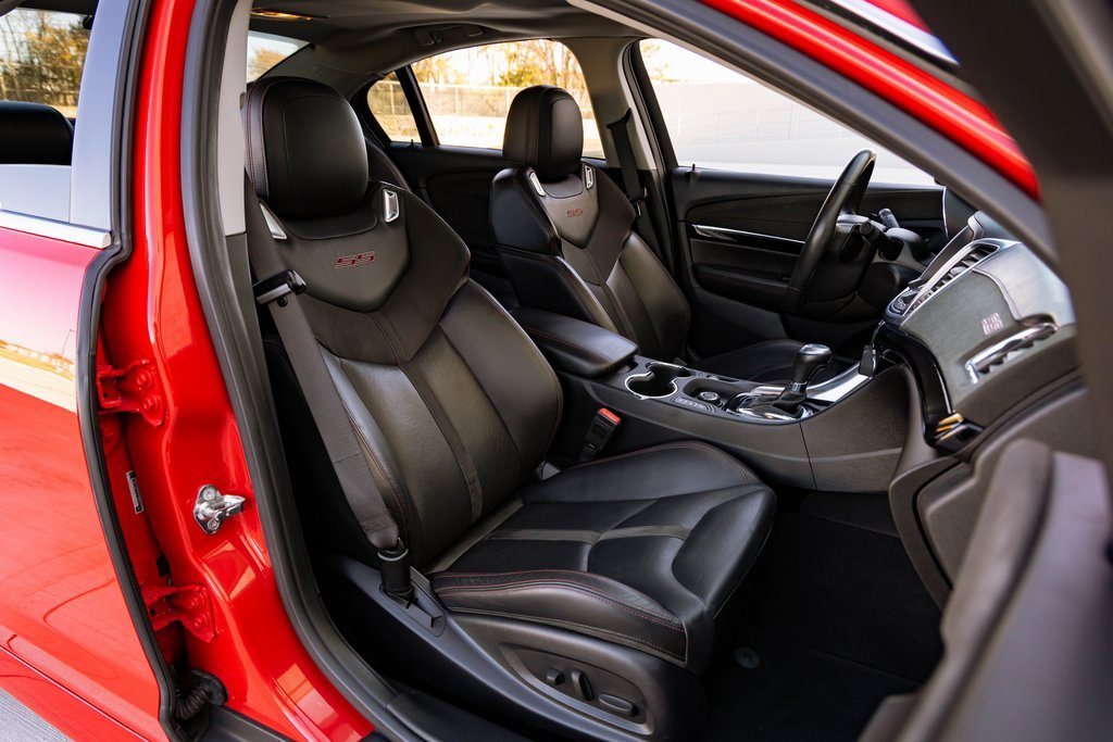 Used 2016 Chevrolet SS image 23