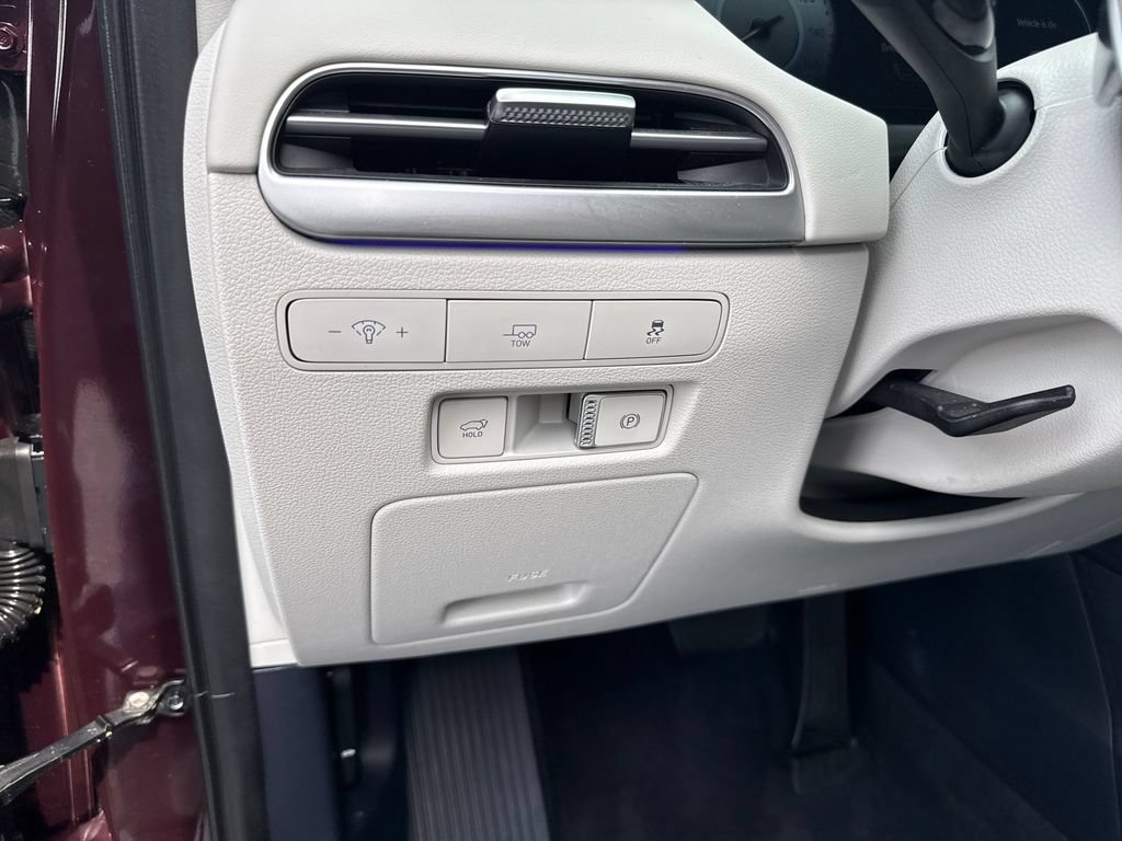Used 2024 Hyundai Palisade Limited AWD/4WD image 16