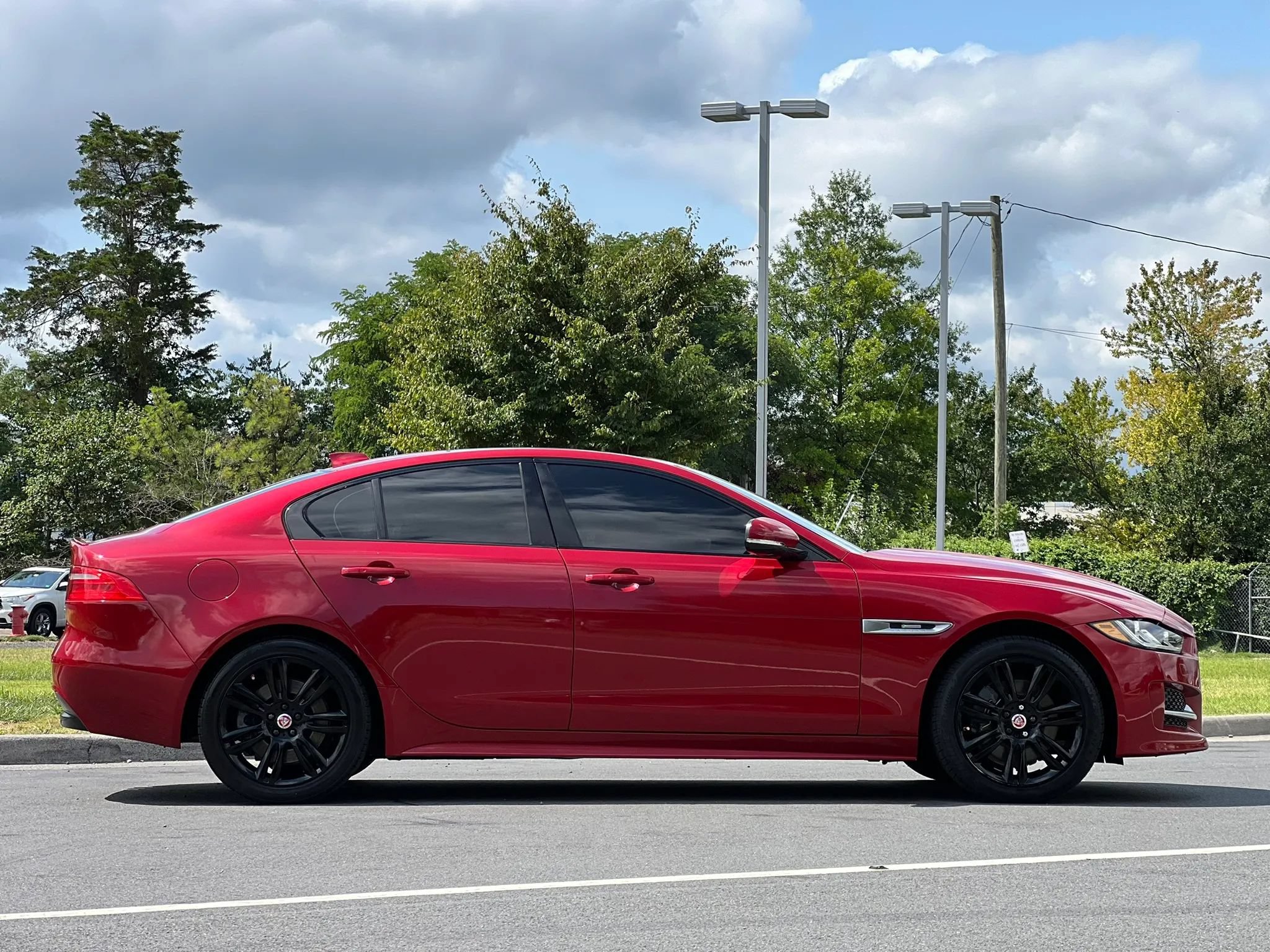 Used 2017 Jaguar XE R-Sport AWD/4WD image 6