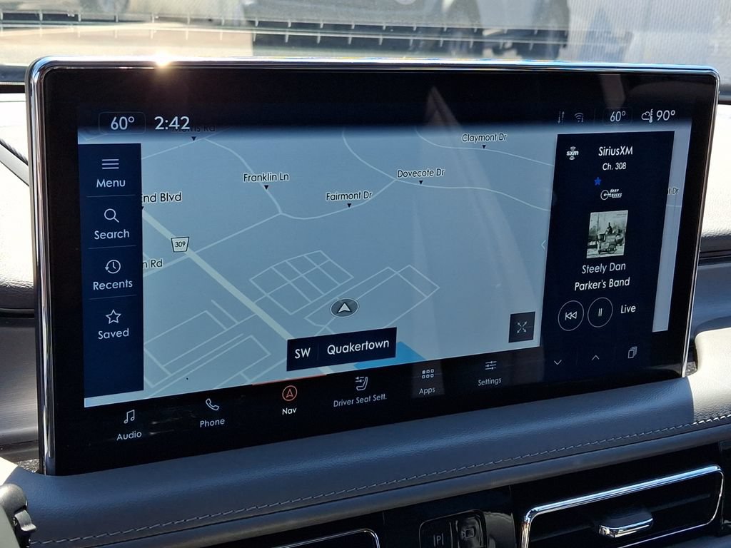 Used 2022 Lincoln Nautilus Reserve AWD/4WD image 18