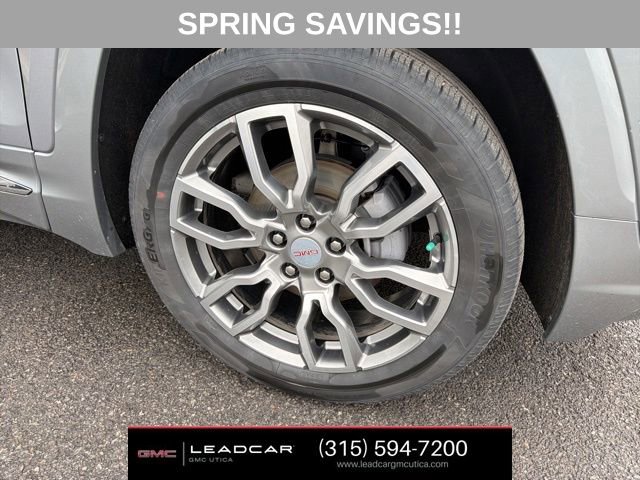 Used 2023 GMC Terrain Denali w/ Denali Premium Package image 10