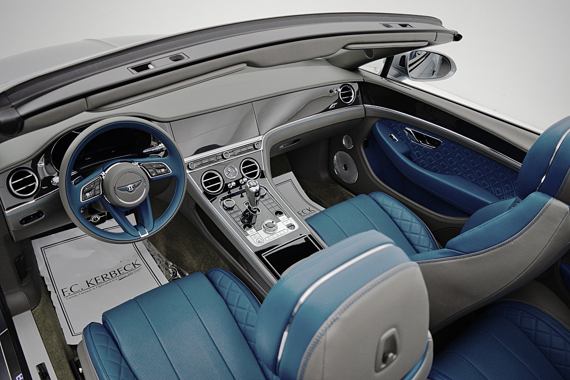 Used 2023 Bentley Continental GT S image 32