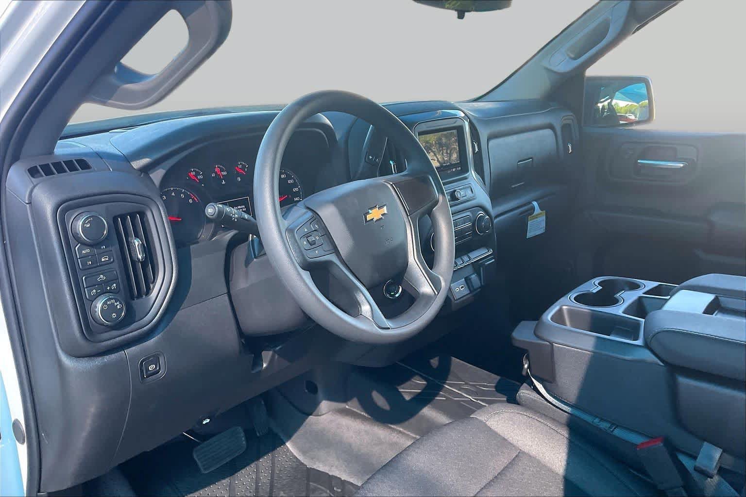 New 2026 Chevrolet Silverado 1500 Custom AWD/4WD image 8