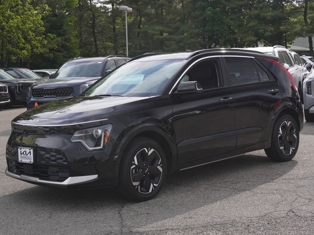 Used 2025 Kia Niro Wind w/ Wind Preserve Package FWD image 7