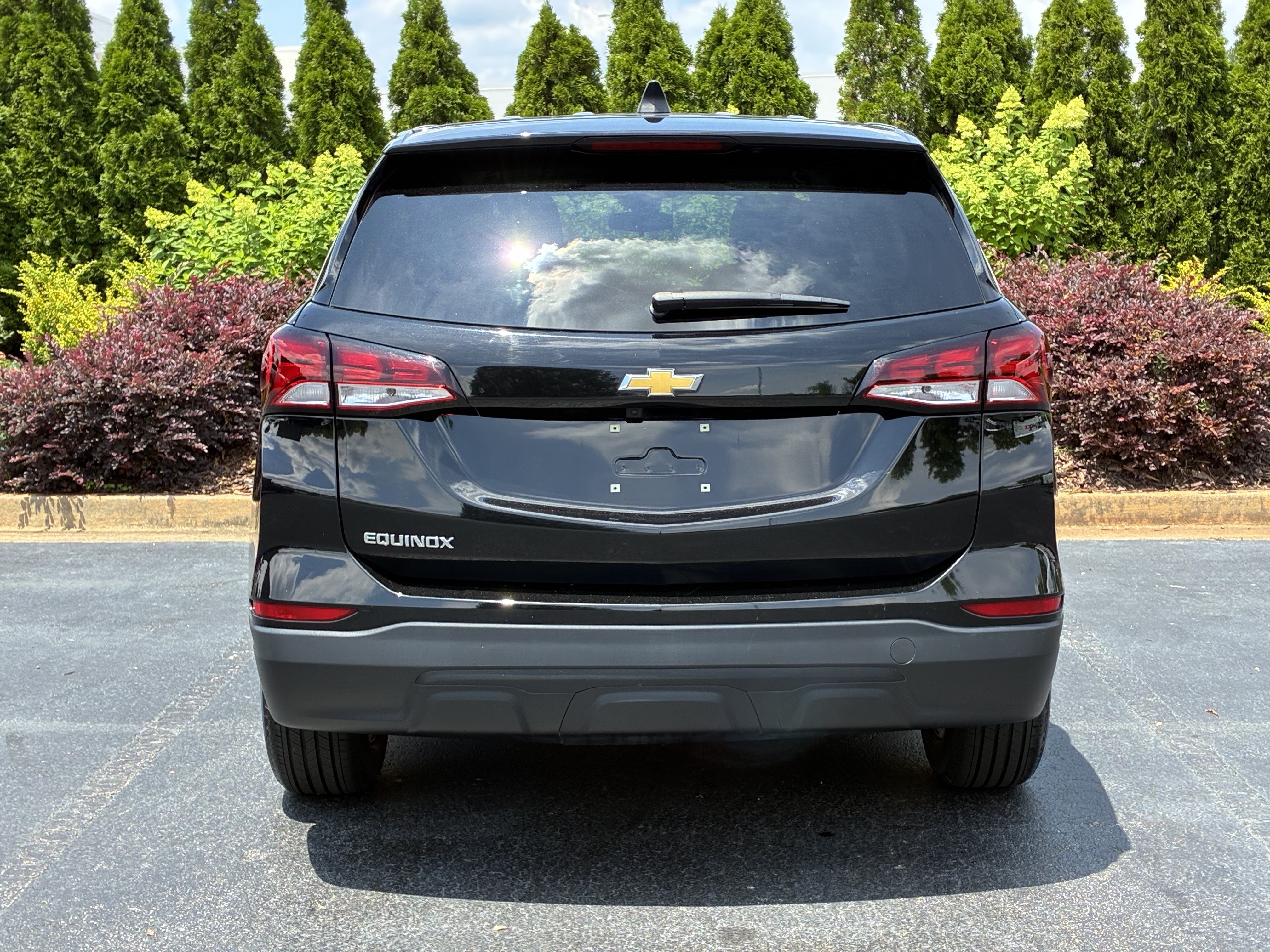 Used 2024 Chevrolet Equinox LS w/ LS Convenience Package FWD image 8