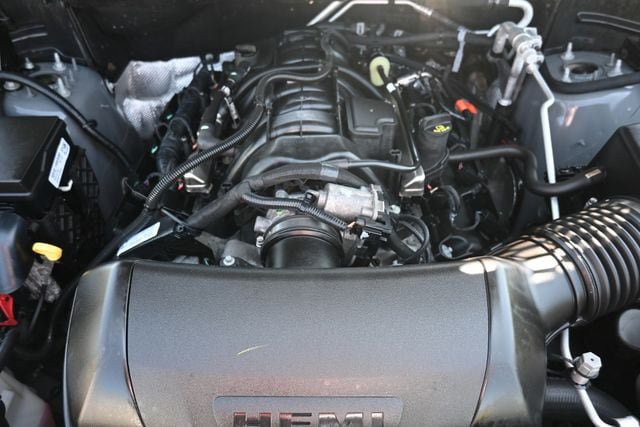Used 2025 Dodge Durango R/T AWD/4WD image 17