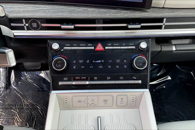 Used 2025 Hyundai Santa Fe Calligraphy image 14