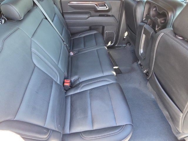 Used 2025 Chevrolet Silverado 2500 LT w/ Convenience Package AWD/4WD image 17