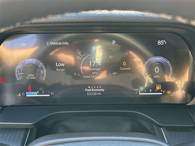 Used 2023 Jeep Grand Cherokee L Laredo image 10