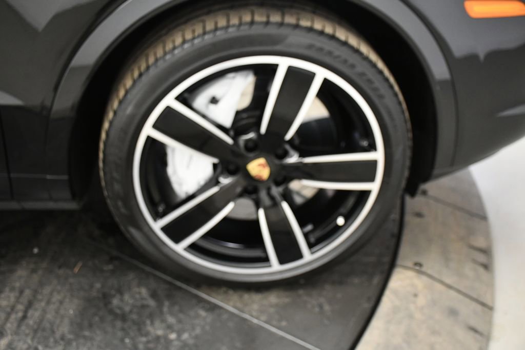New 2026 Porsche Panamera 4S AWD/4WD image 17