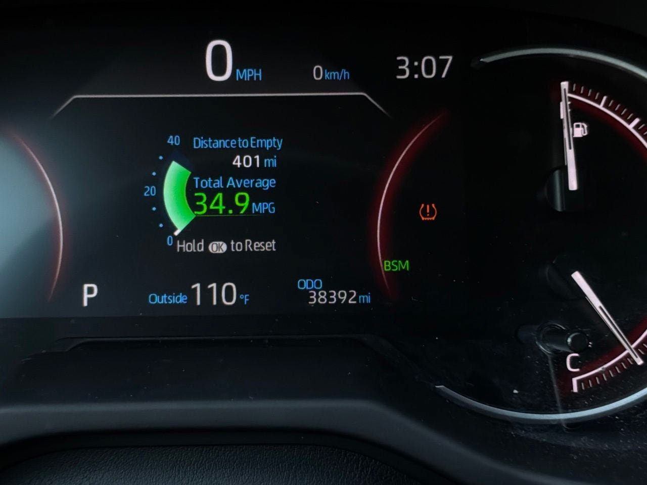 Used 2025 Toyota RAV4 XLE FWD image 39