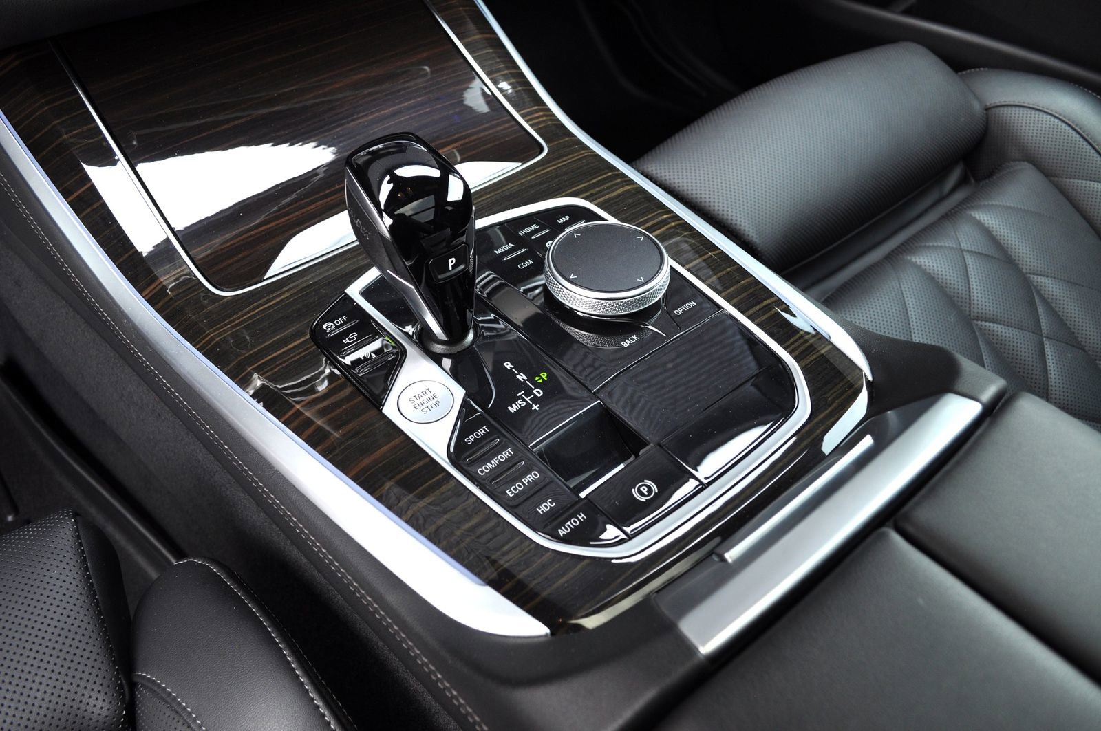 Used 2023 BMW X5 xDrive40i w/ Parking Assistance Package AWD/4WD image 31