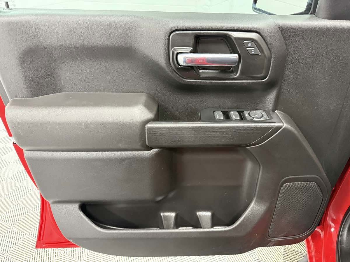 Used 2022 Chevrolet Silverado 1500 Custom Trail Boss w/ Safety Confidence Package image 10