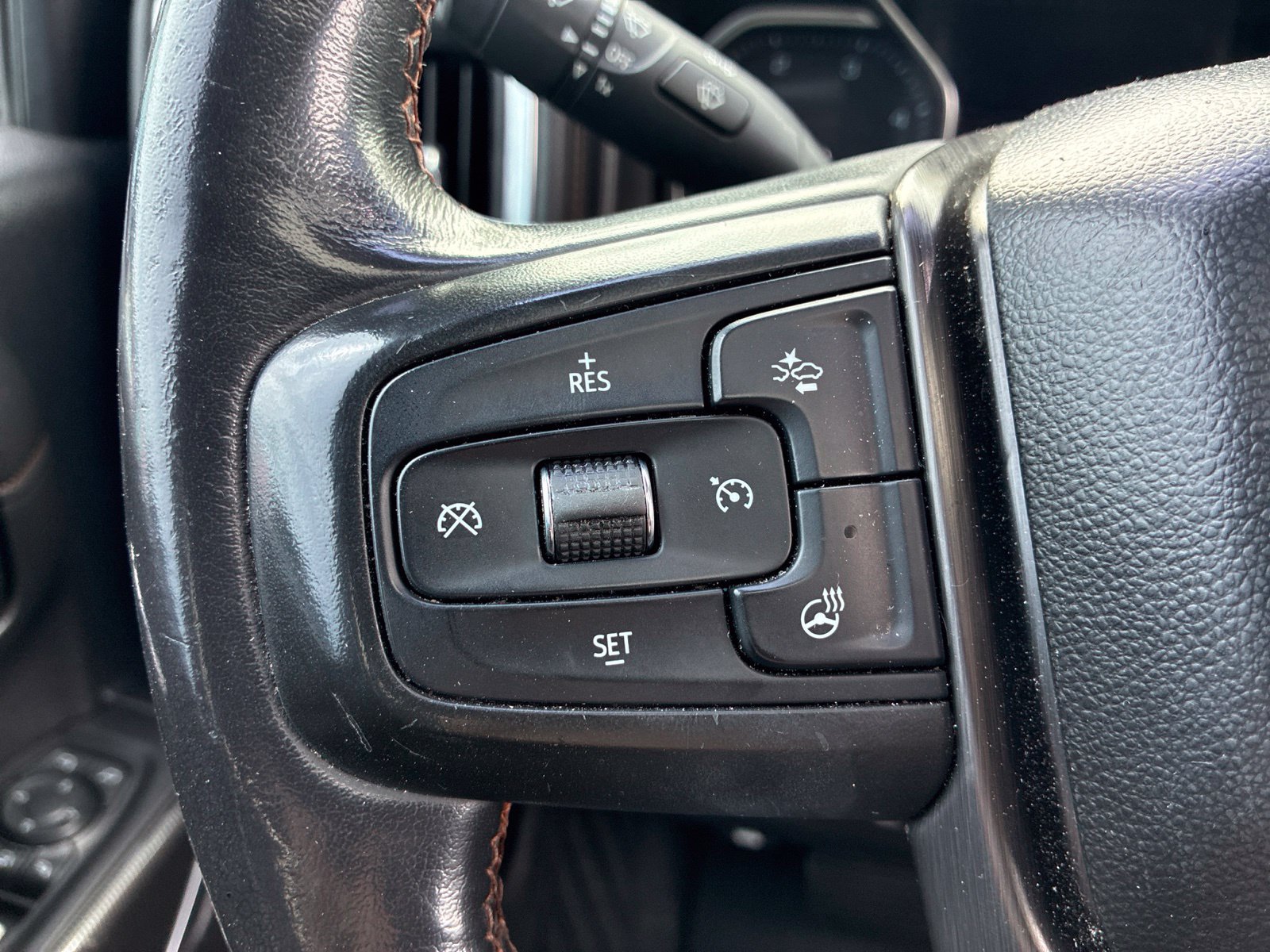 Used 2020 GMC Sierra 2500 AT4 w/ AT4 Premium Package AWD/4WD image 14