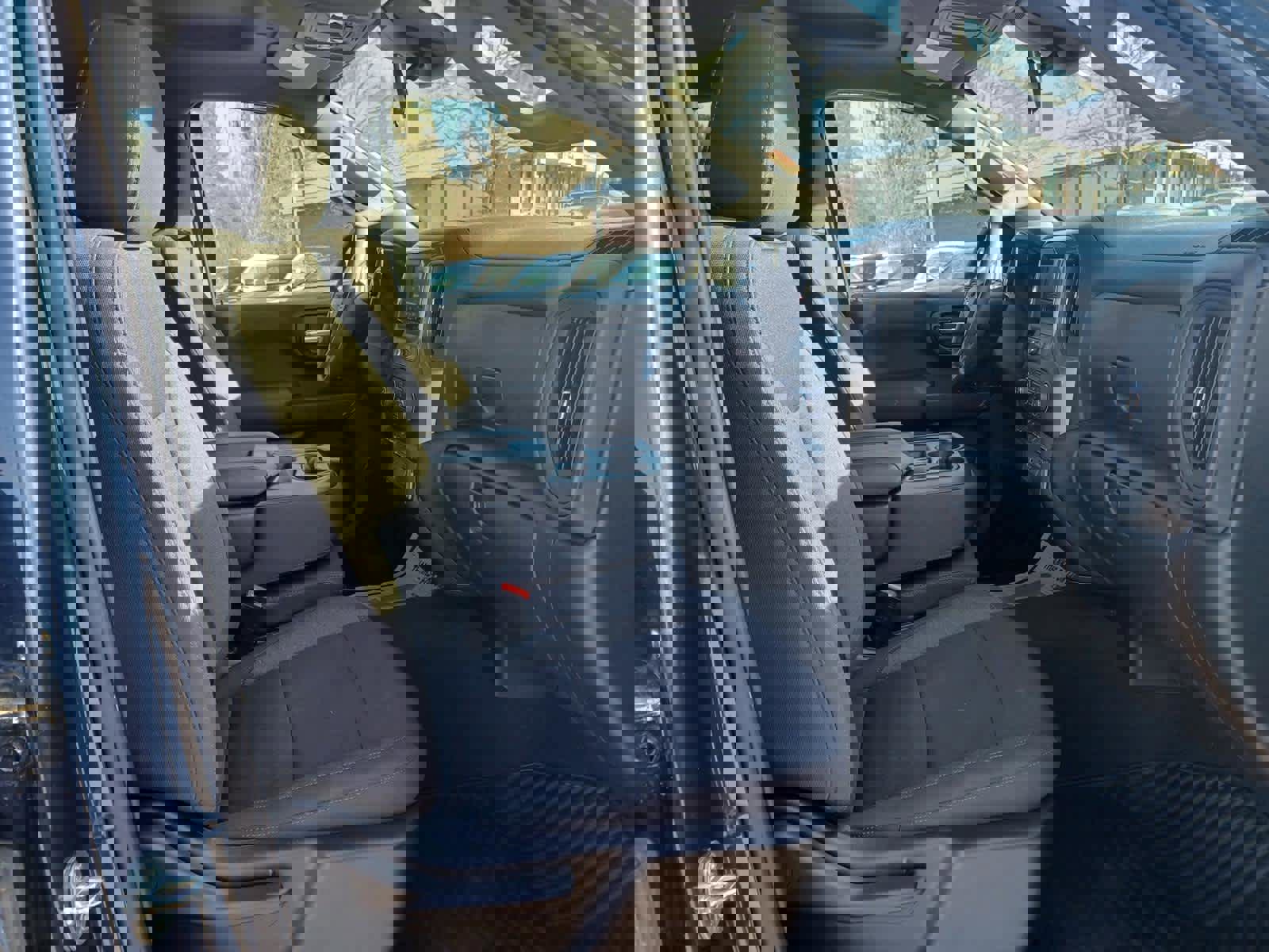 Used 2022 Chevrolet Silverado 1500 Custom w/ LPO, Dark Essentials Package image 19