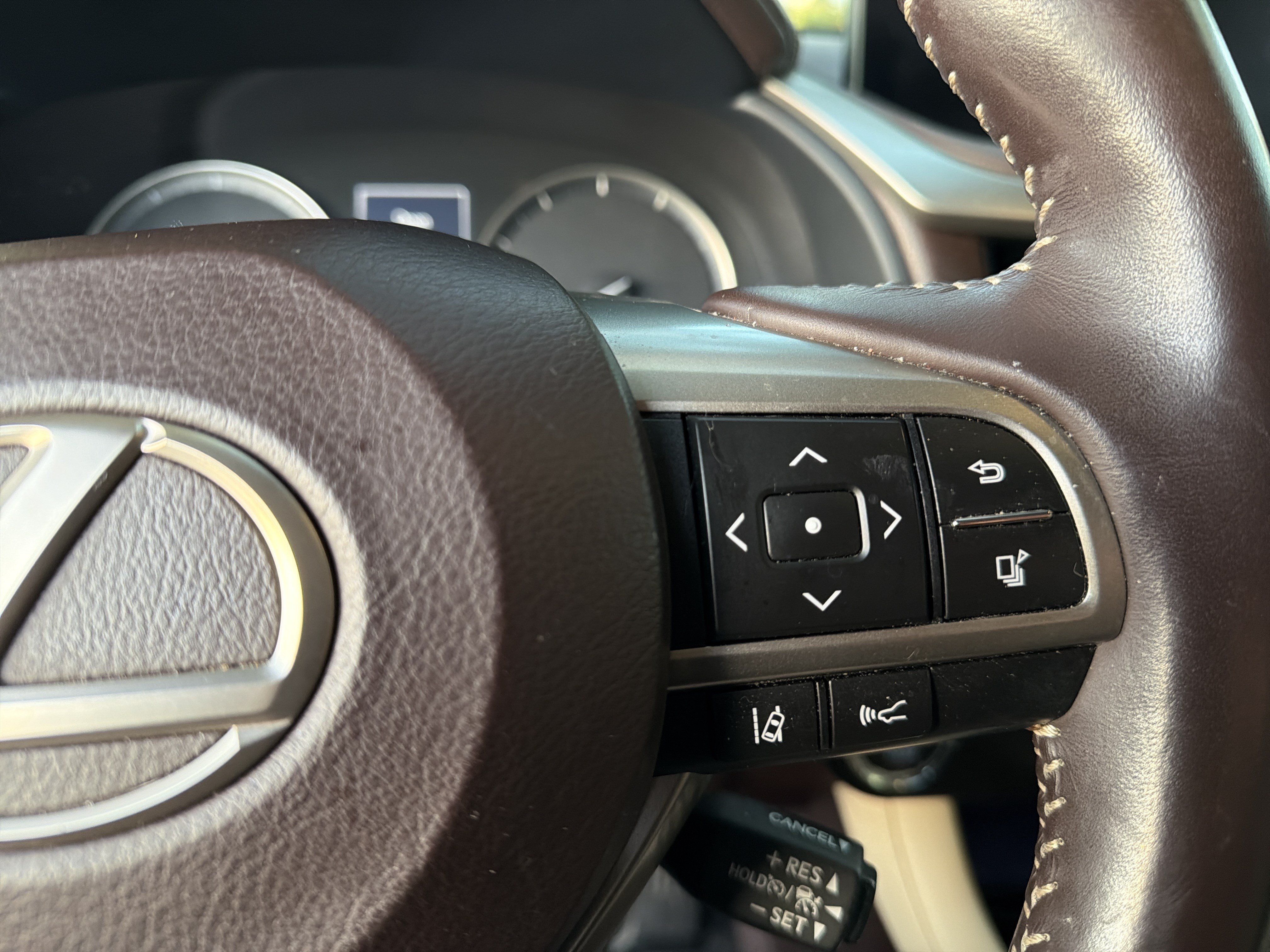 Used 2019 Lexus RX 350L AWD image 20