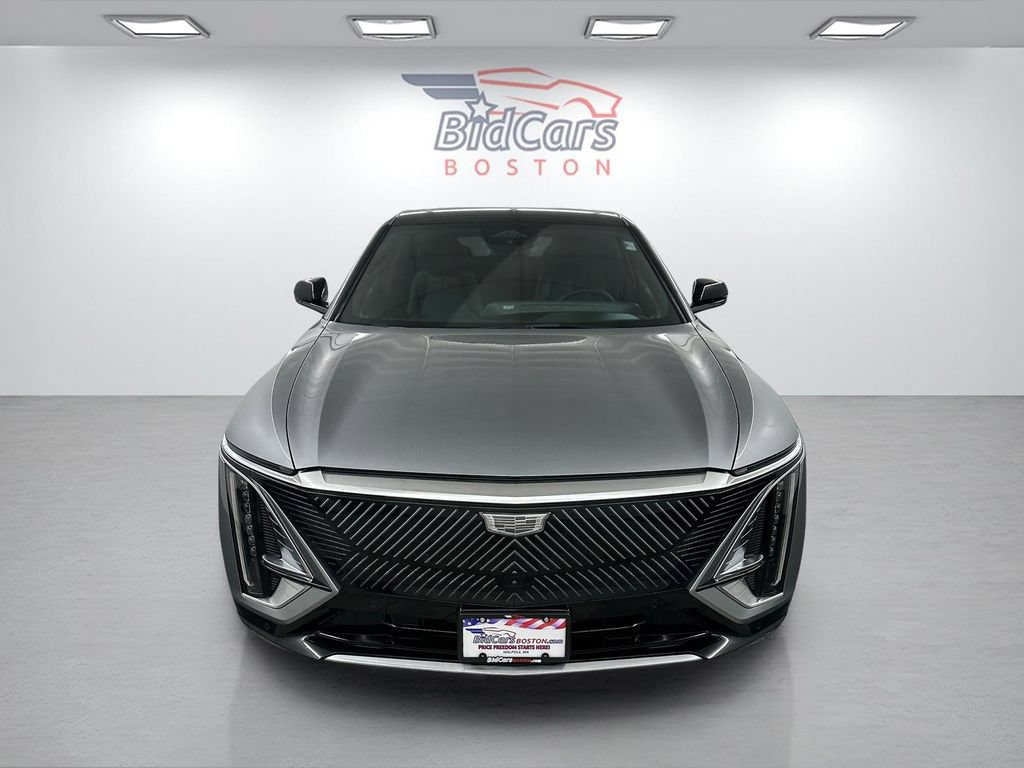 Used 2024 Cadillac Lyriq Tech w/ Driver Assist Package AWD/4WD image 2