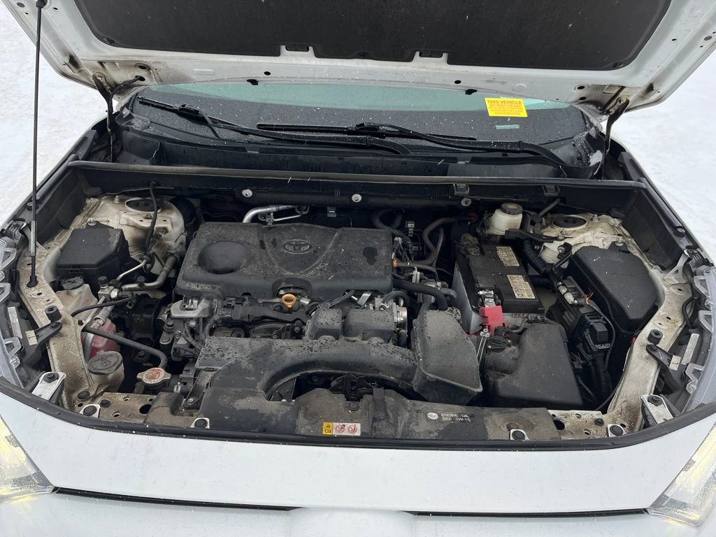 Used 2022 Toyota RAV4 XLE image 22
