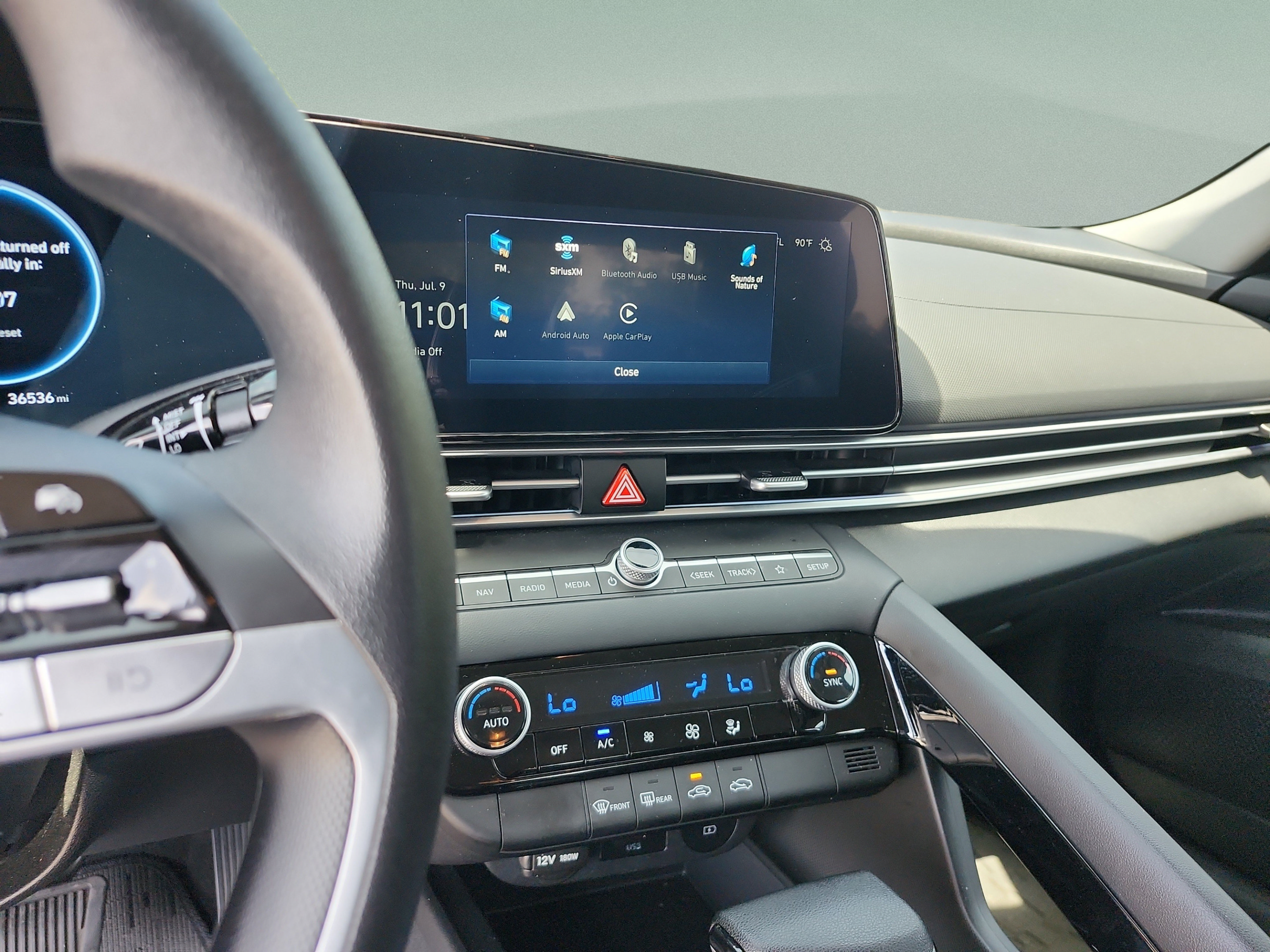 Certified 2024 Hyundai Elantra Blue FWD image 12