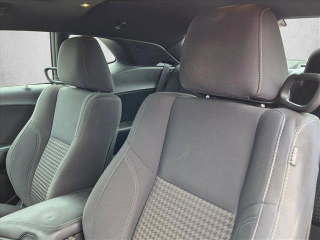 Used 2019 Dodge Challenger SXT RWD image 13