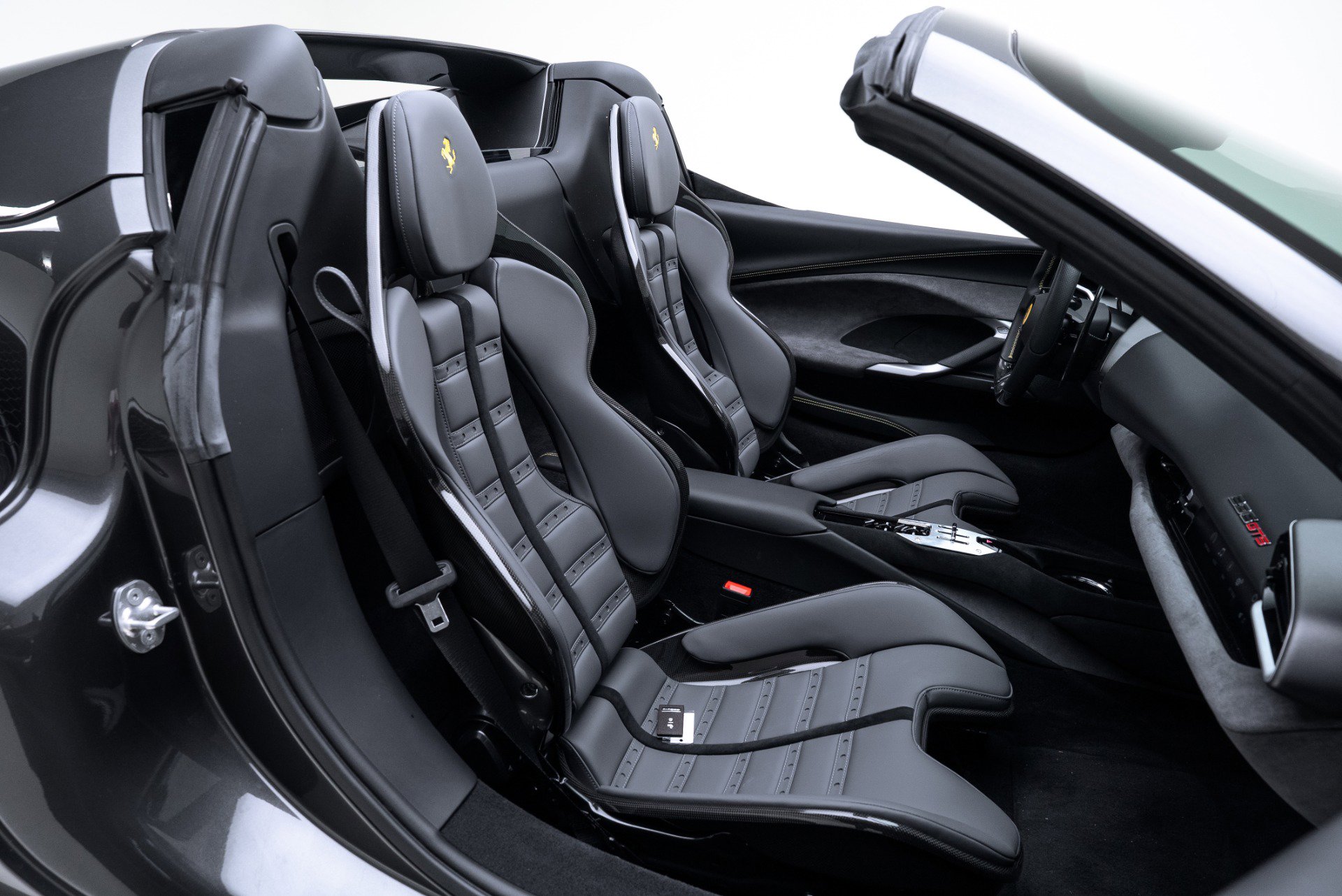 Used 2025 Ferrari 296 GTS RWD image 16