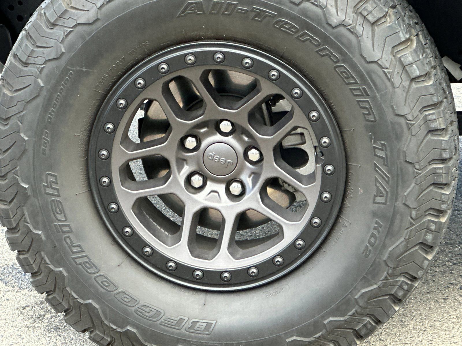 Used 2022 Jeep Wrangler Unlimited Sport AWD/4WD image 32