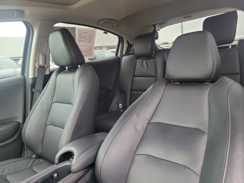 Used 2022 Honda HR-V EX-L image 16