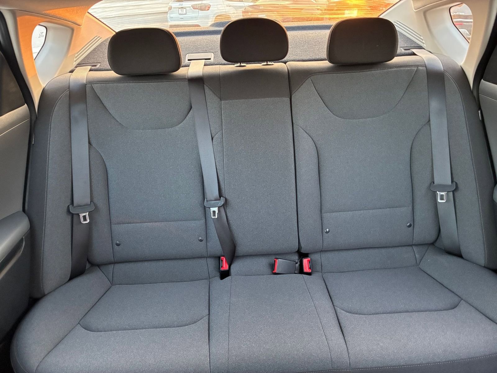 Used 2025 Kia K4 LXS image 37