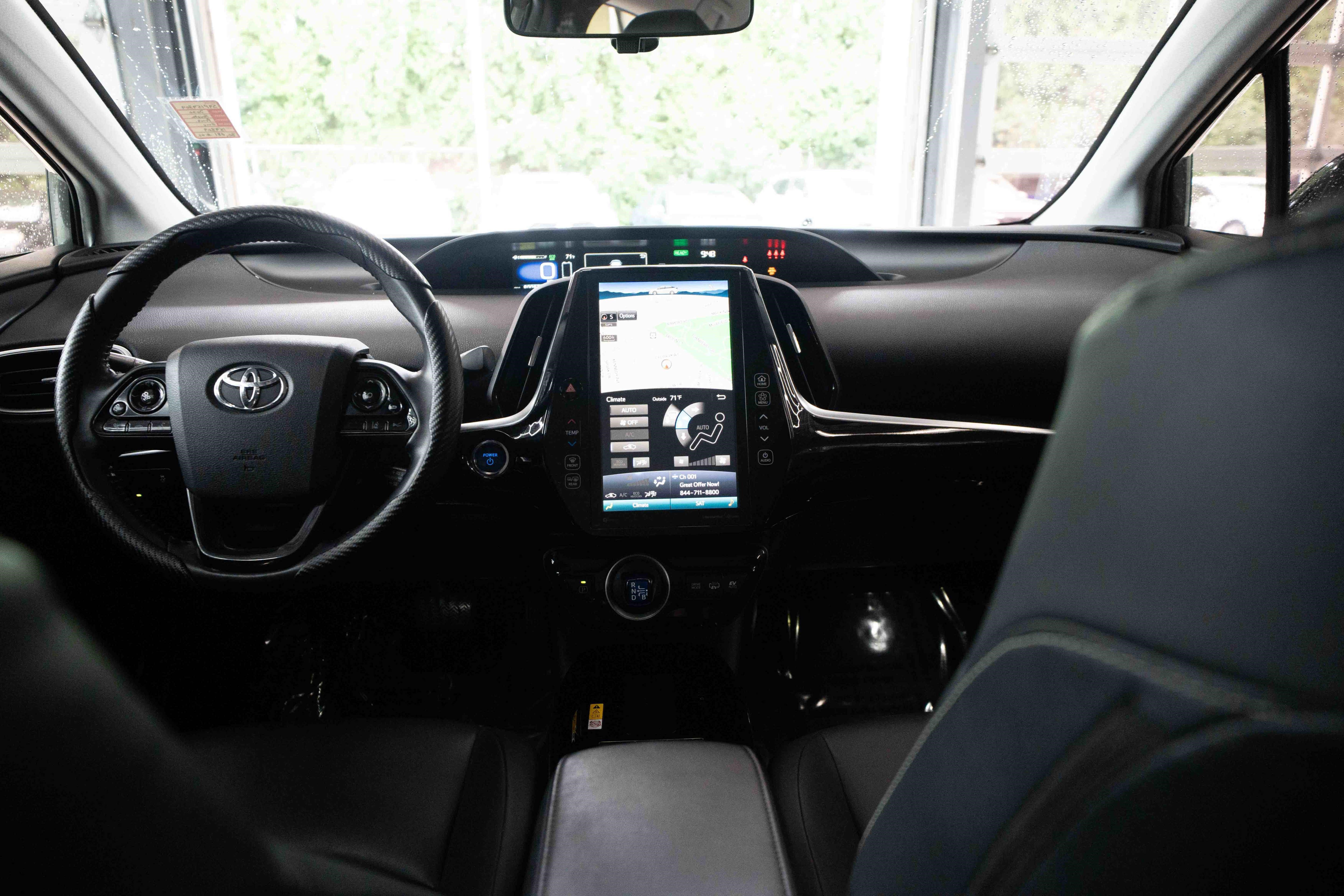 Used 2020 Toyota Prius Prime XLE FWD image 20