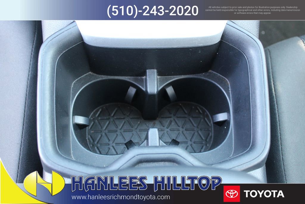 Used 2024 Toyota RAV4 LE image 17