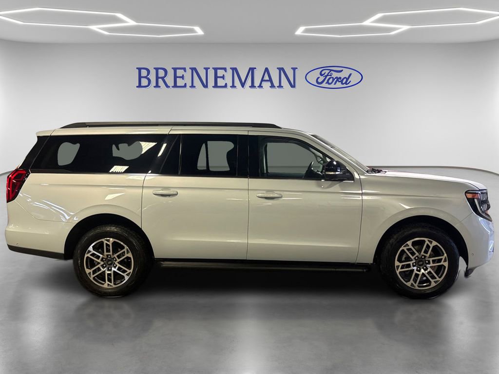 Used 2025 Ford Expedition Max Active image 4