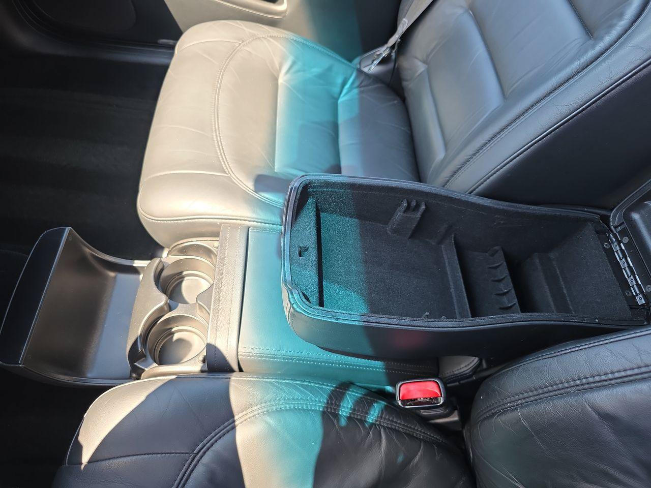 Used 2000 Cadillac De Ville w/ Comfort/Convenience Pkg FWD image 25