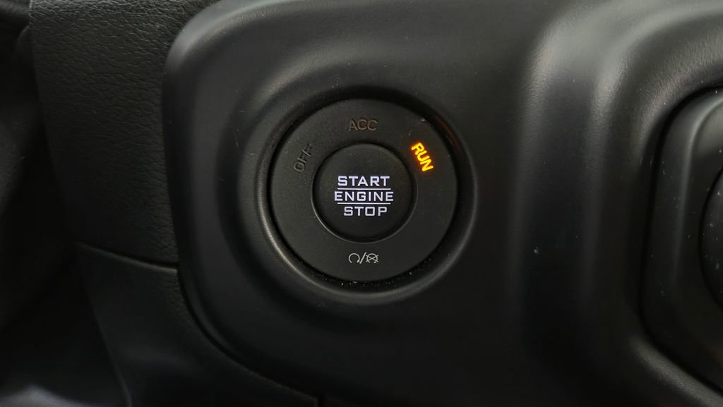 Used 2020 Jeep Wrangler Unlimited Sahara w/ LED Lighting Group image 16