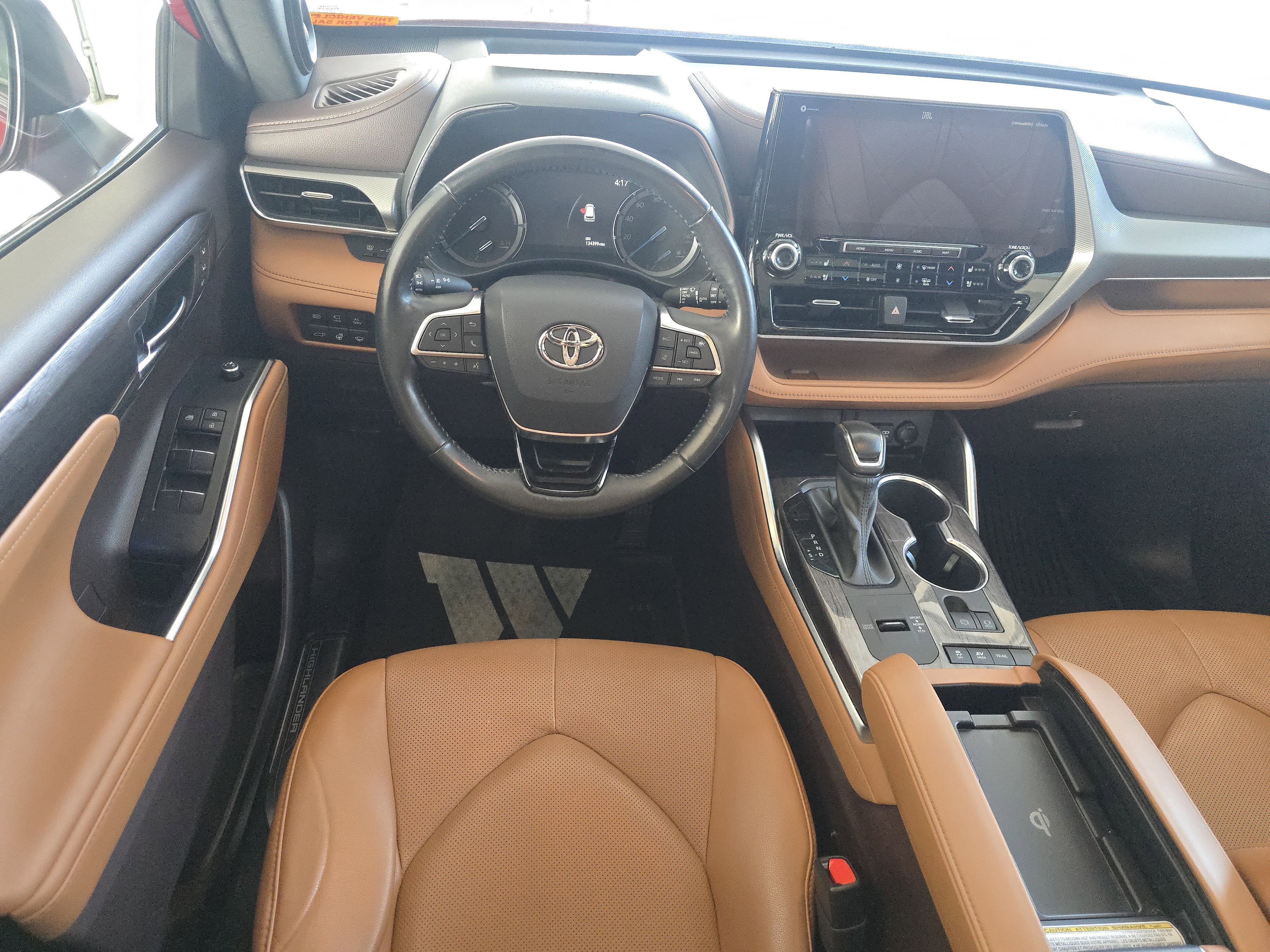 Used 2021 Toyota Highlander Platinum image 17