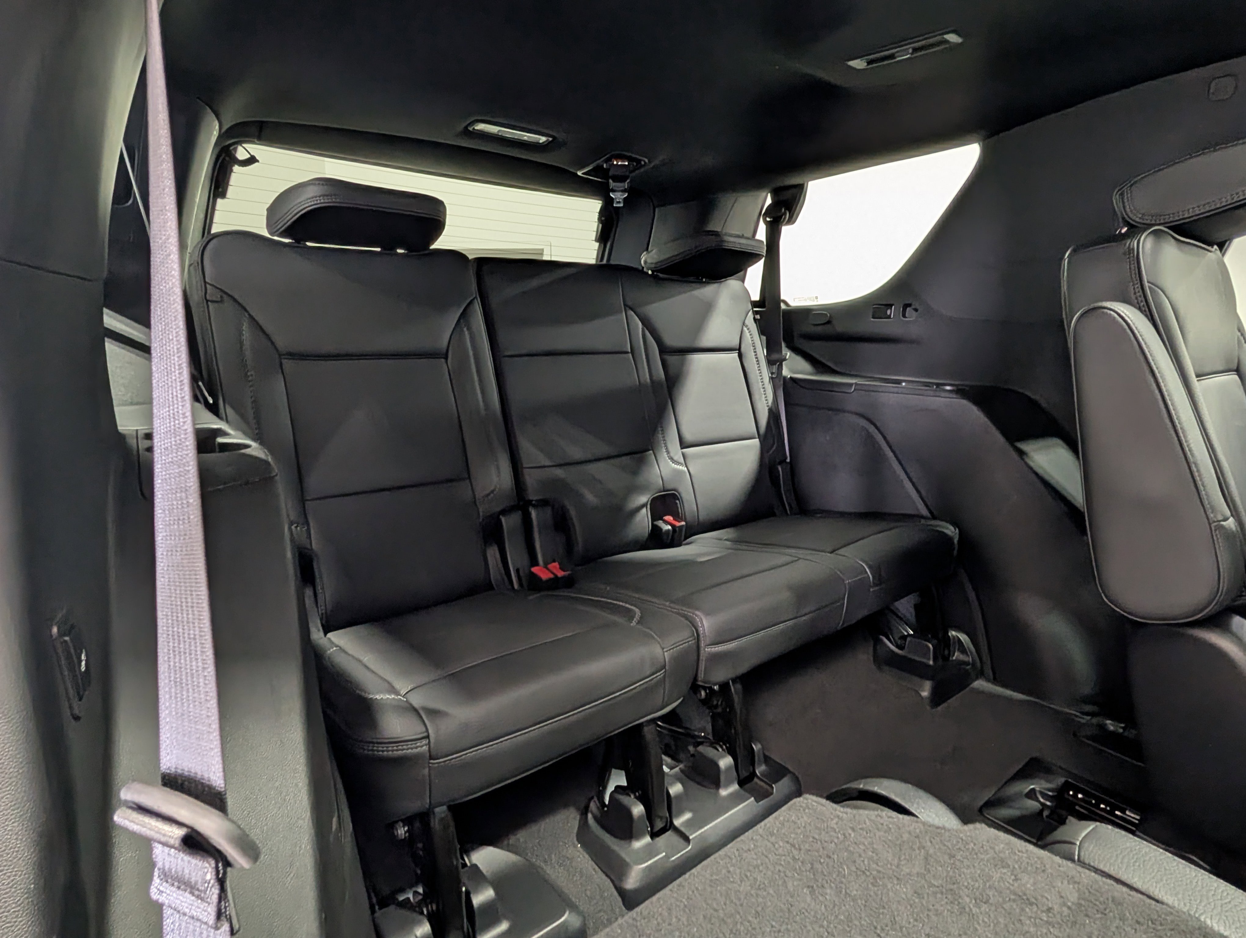 Used 2022 GMC Yukon Denali AWD/4WD image 13