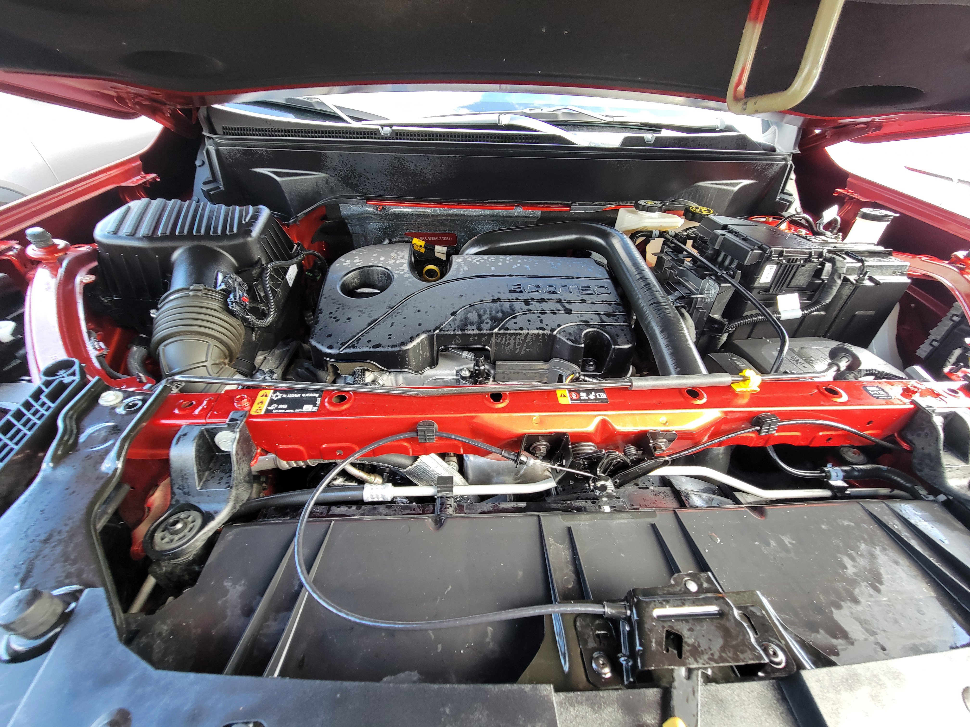 Used 2023 GMC Terrain SLE w/ Driver Convenience Package image 28