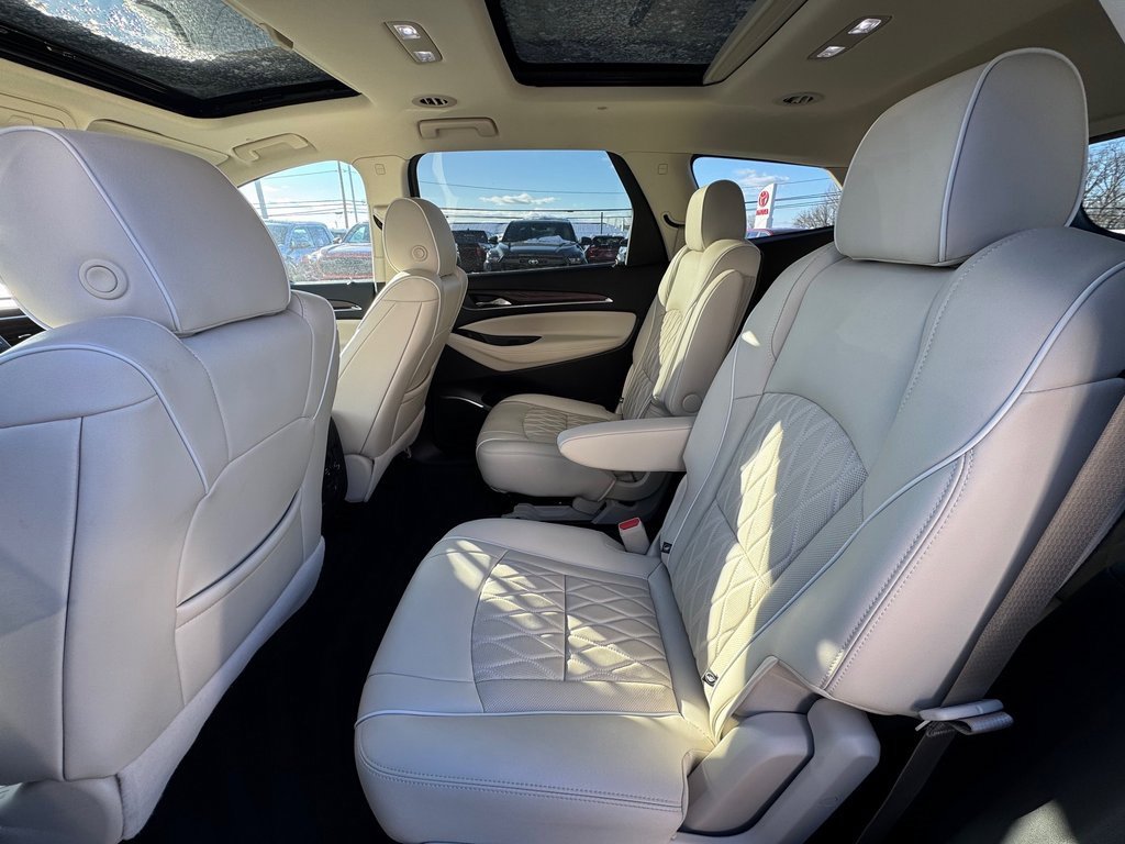 Used 2023 Buick Enclave Avenir w/ Avenir Technology Package image 22