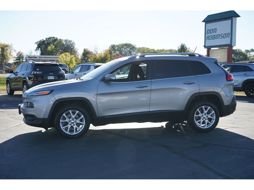 Used 2017 Jeep Cherokee Latitude image 6